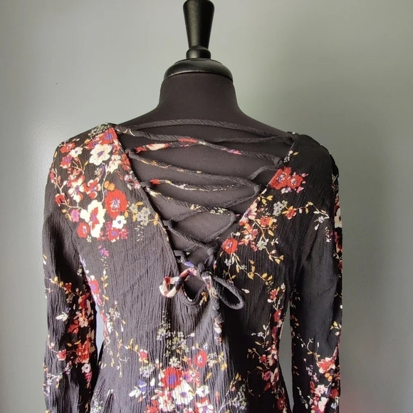 Miami Floral 3/4 sleeve Top - Picture 5 of 5